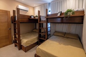 Iron/ironing board, free WiFi, bed sheets - Villa Sophia (Cabarete)