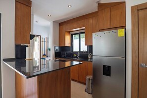 Microwave, oven, dishwasher, coffee/tea maker - Villa Sophia (Cabarete)