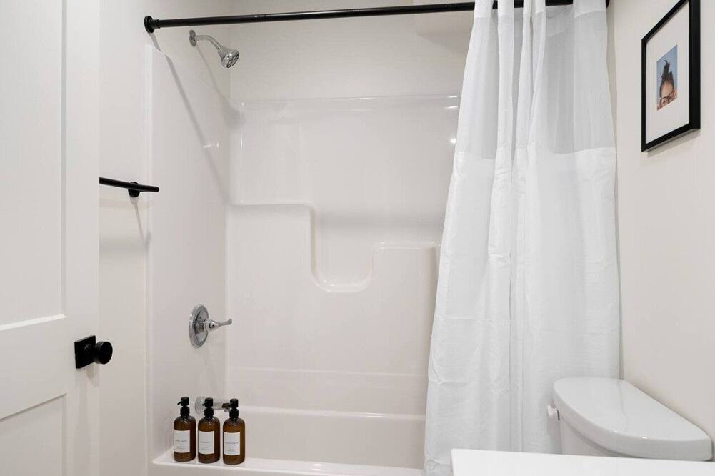 The Silo 2 - Stylish Comfort - Morton, IL