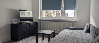 Lavins 2 U Apartments Kitchen Bathroom Balcony TV Wlan