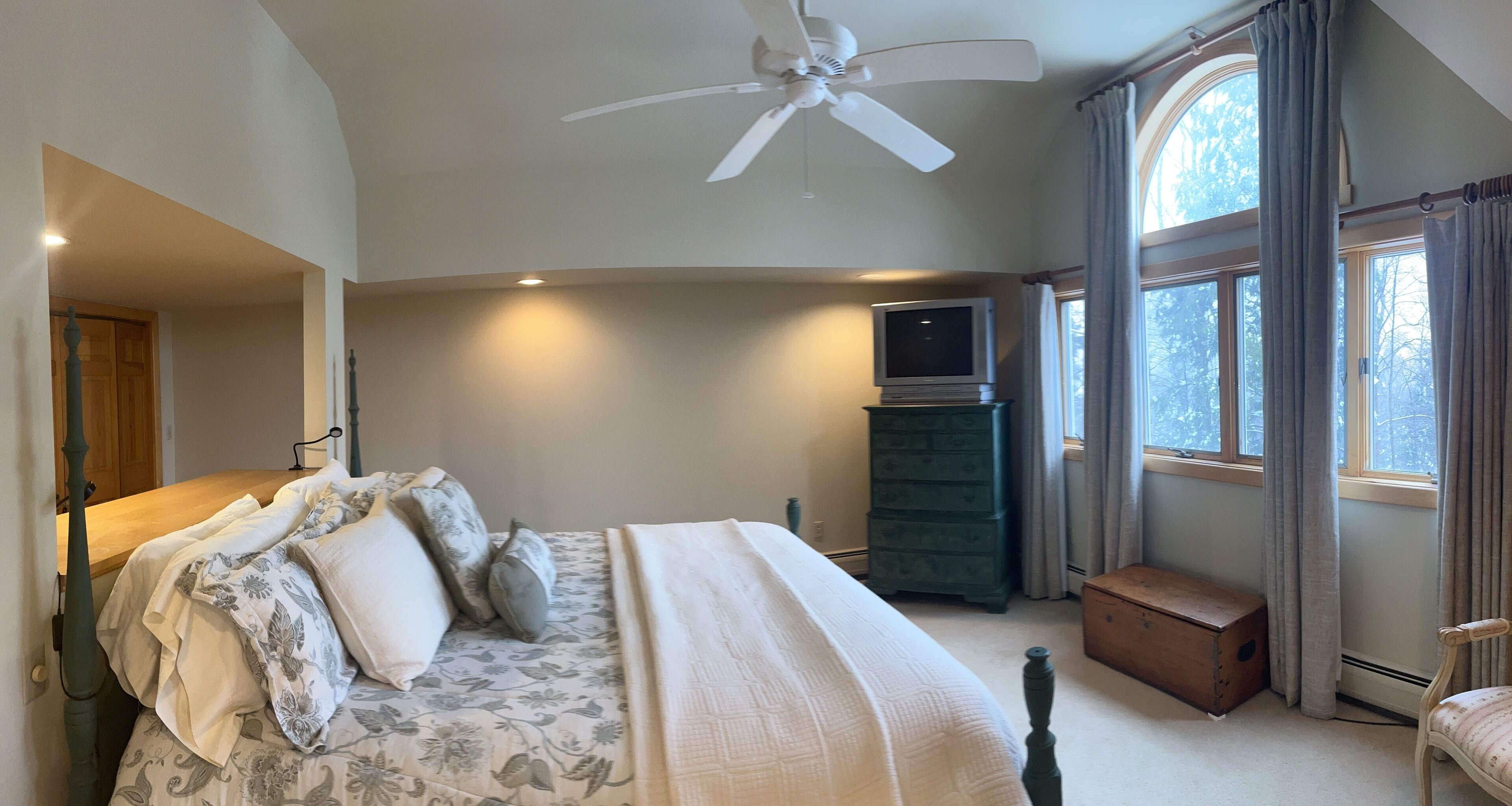 Bügeleisen/Bügelbrett, WLAN, Bettwäsche