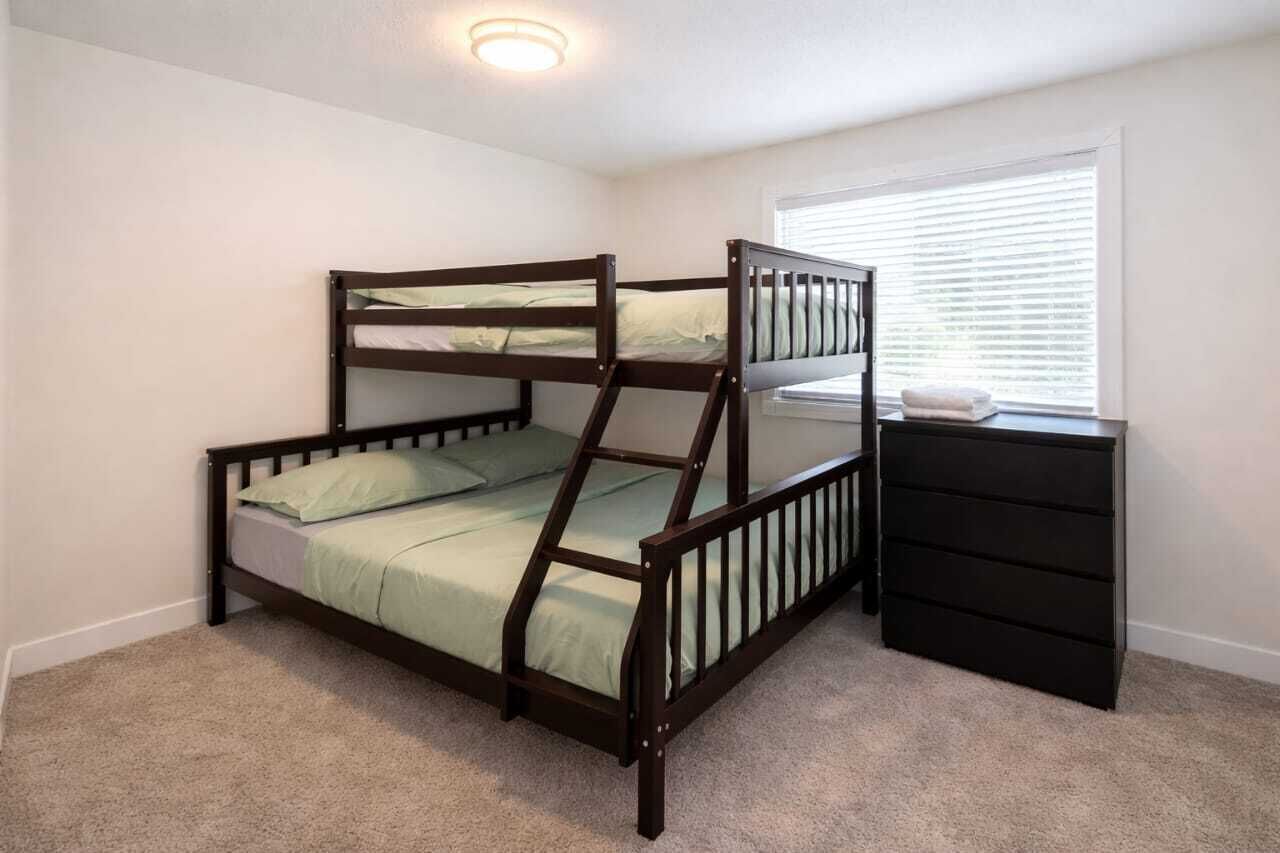 熨斗/熨衣板、WiFi、床单