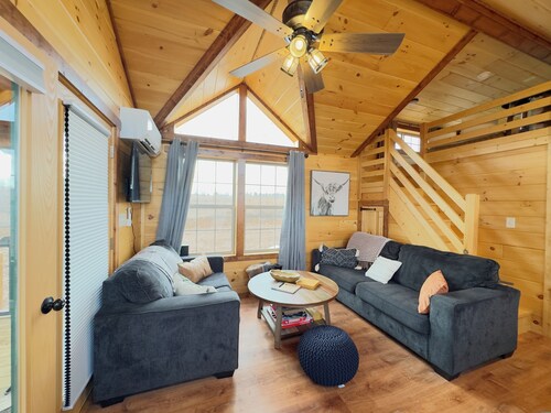 Deer Gaze Trail • Nature Escape + Night Sky Views