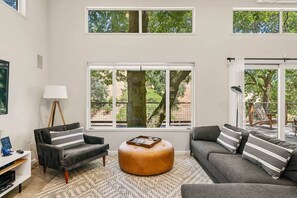 TV, fireplace - Lazy Coyote Ranch: 3bd 2ba, + pool on 42 acres (Sonoma County)