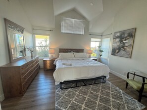 4 bedrooms, iron/ironing board, WiFi, bed sheets - Luxurious, Beautiful and Comfy 4-bedroom house with in the heart of San Jose (San Jose)