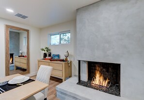 Dining - New! Modern Home on Mill Ave. Pool. Pet Friendly. (Tempe)