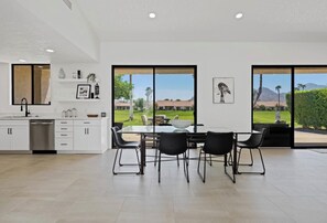 Interior - Golf Course Living in La Quinta: 3BD/3BA Retreat with Spacious 2-Car Garage. (La Quinta)