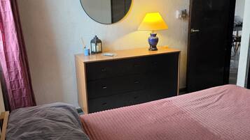 2 habitaciones y ropa de cama