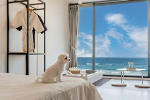 Basic Room, 1 Bedroom (402) | 1 bedroom, free WiFi - Yangyang Surf Shack (Yangyang)