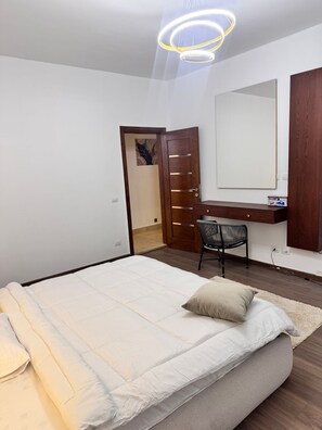 3 bedrooms, WiFi, bed sheets - Luxury 3 bedroom Apartment in Waterway – New Cairo (Cairo Governorate)