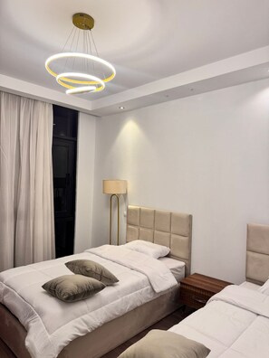 3 bedrooms, WiFi, bed sheets - Luxury 3 bedroom Apartment in Waterway – New Cairo (Cairo Governorate)