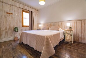 Classic Double Room | Free WiFi - Casa Journy (Santiago)