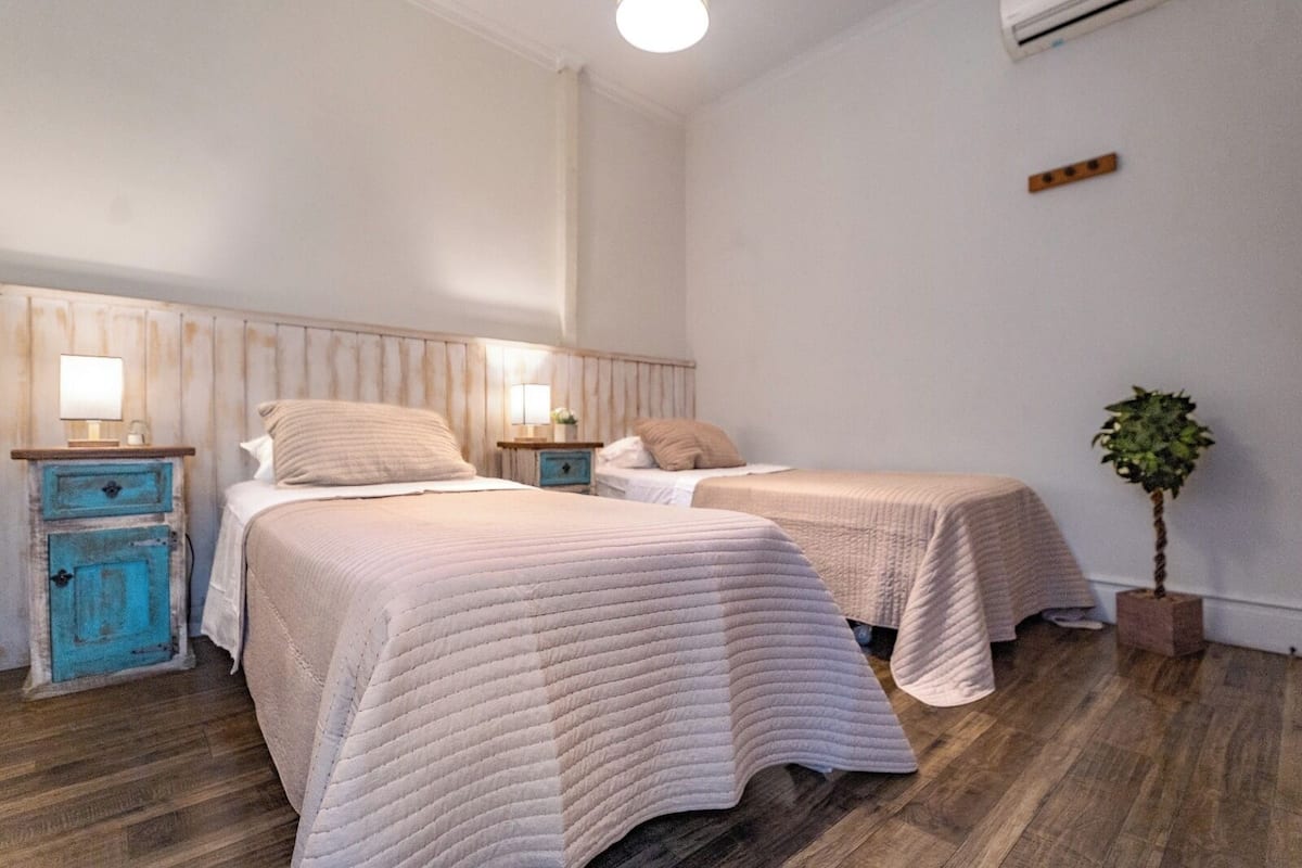 Classic Double or Twin Room | WiFi (free)