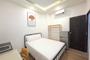 Standard Double Room | Desk, free WiFi - Lunaria Maison - Tan Dinh Corner (Ho Chi Minh)