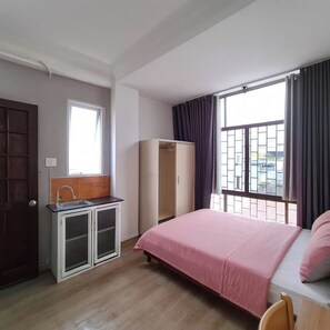 Deluxe Room | Desk, free WiFi - Lunaria Maison - Tan Dinh Corner (Ho Chi Minh)