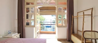 Lunaria Maison - Tan Dinh Corner