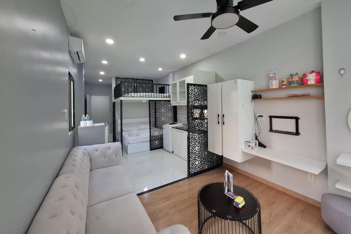 Apartment, City View | Interior