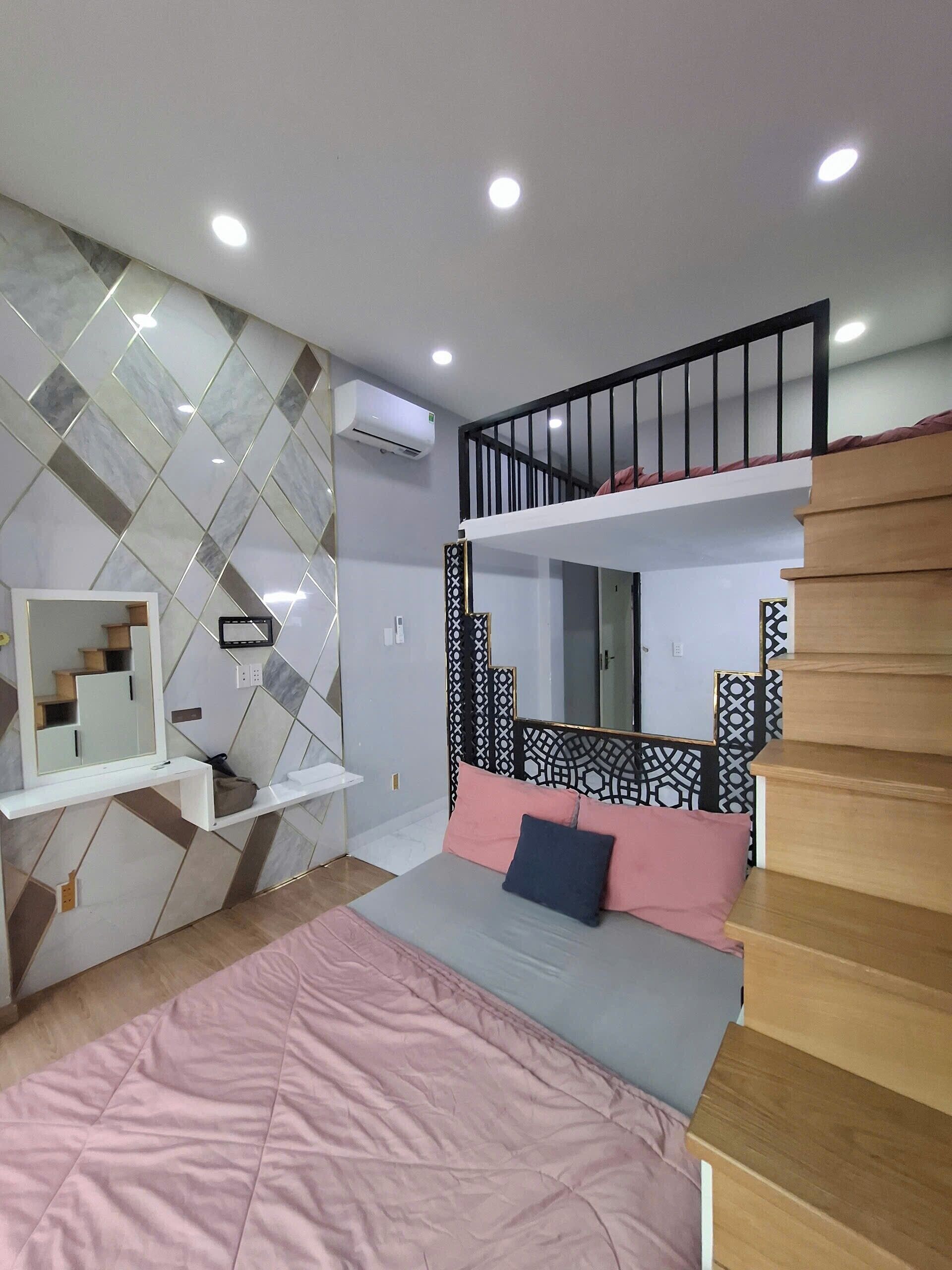 Family Room | Desk, free WiFi