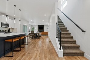Interior - Hot Tub, Barrel Sauna & Game Room - Luxury Boise Home Sleeps 10, 4 BR (Boise)