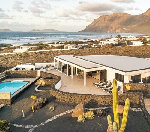 Canaryislandshost I Serena