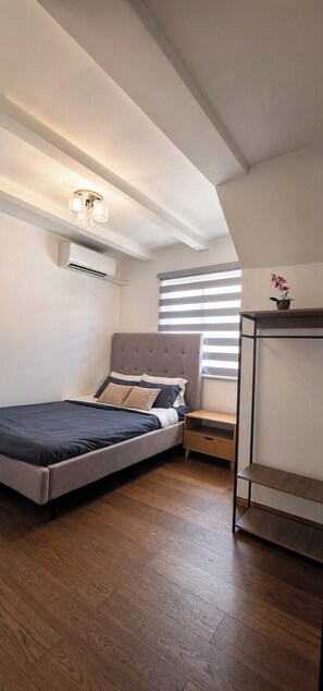 WiFi - Spacious 4-bedroom house with AC in gorgeous Silang (silang cavite)