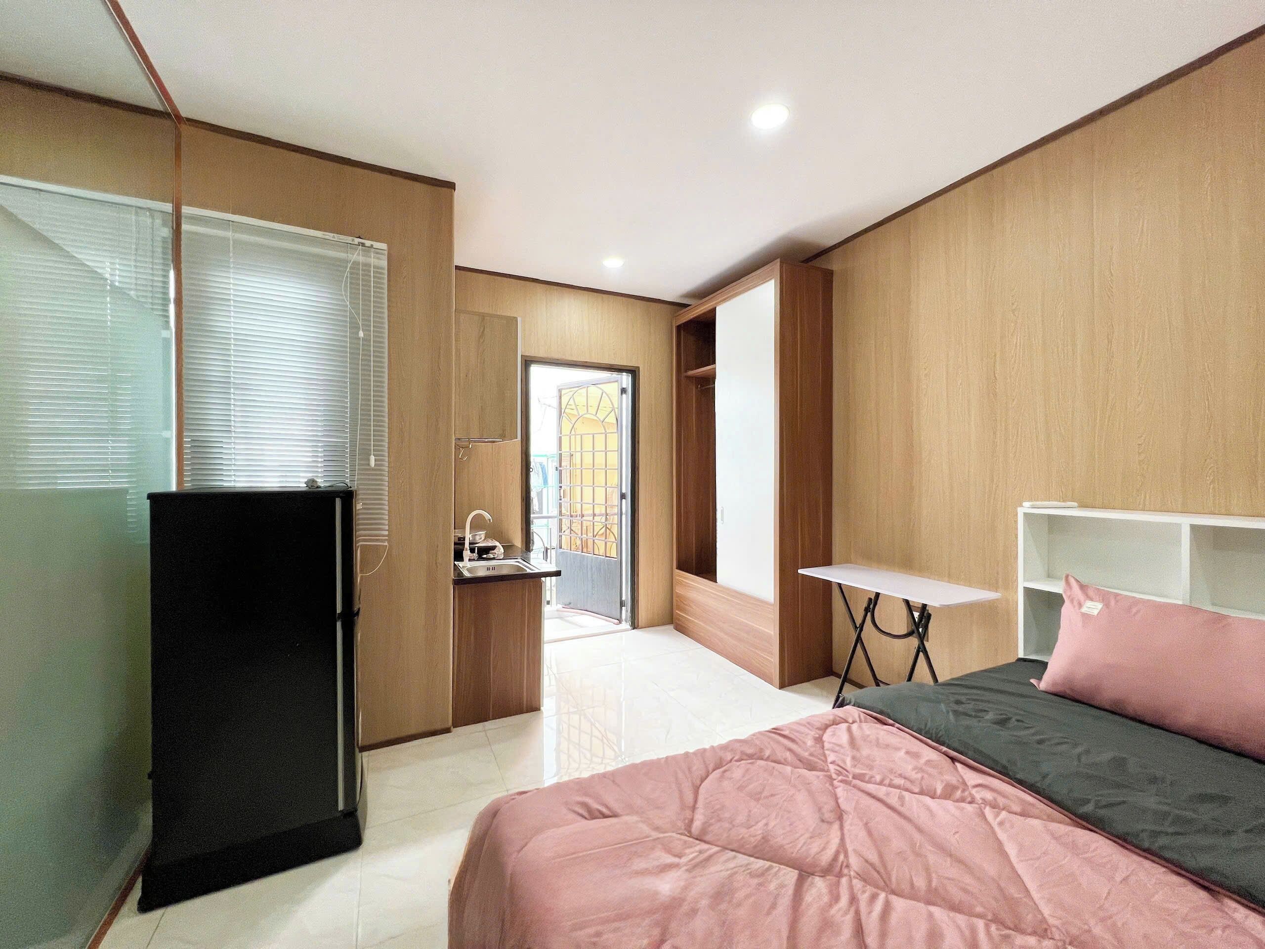 Tek Büyük Yataklı Oda, Balkon | Dış mekân