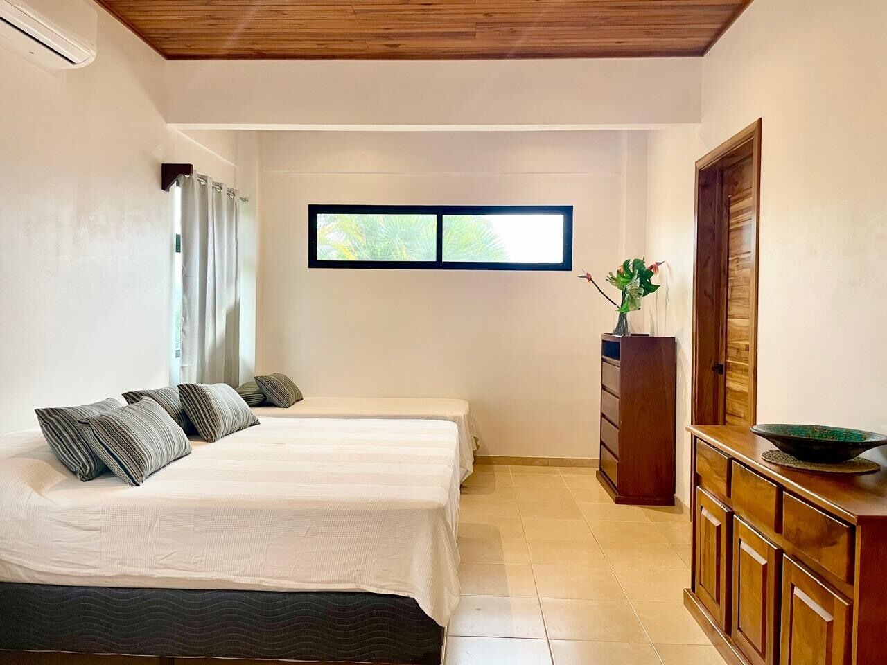 4 chambres, Wi-Fi gratuit, draps fournis