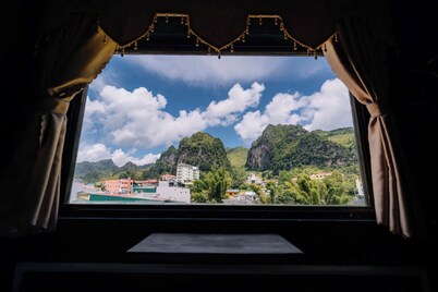 Ma Pi Leng Luxury Hotel Ha Giang