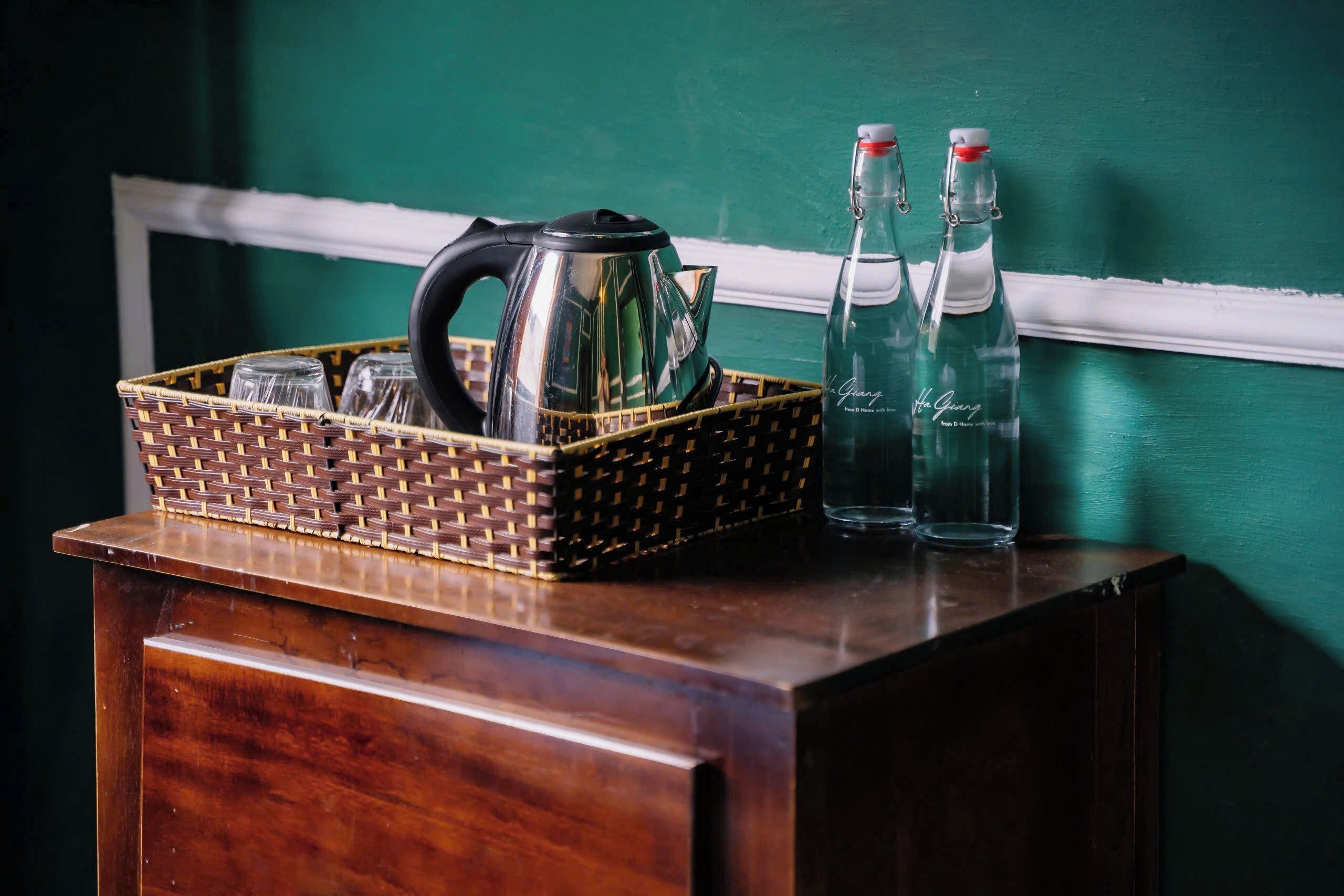 Chambre luxueuse double, 1 très grand lit, vue sur la montagne | Café et/ou machine à café