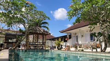 Superior Double Room, Pool View | Pool