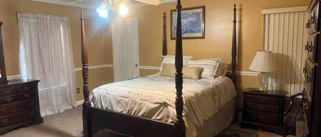 Fer et planche à repasser, Wi-Fi, draps fournis