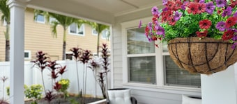 Beautiful 4-bedroom house in quiet neighborhood in Ewa Beach!