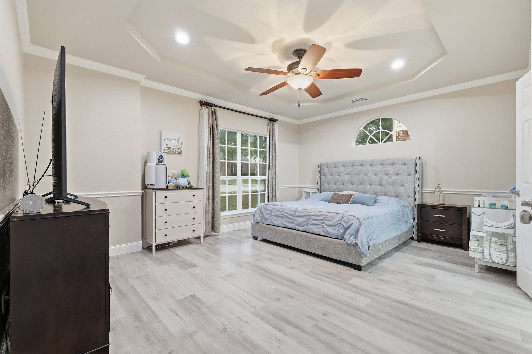 Silitysrauta/-lauta, internet, vuodevaatteet