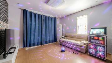 Basic Room, 1 Bedroom (Annex (PC Room/Group/Private House)) | 1 bedroom, free WiFi