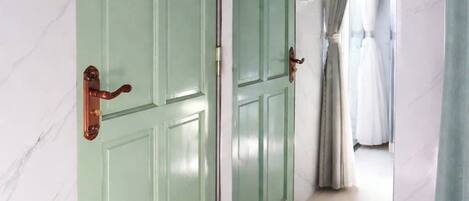 Family Double Room, Garden View | Iron/ironing board, free WiFi, bed sheets