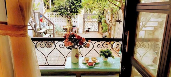 In-room dining - Soluna Pearl Villa Tien Loi Residence  (Phan Thiet)