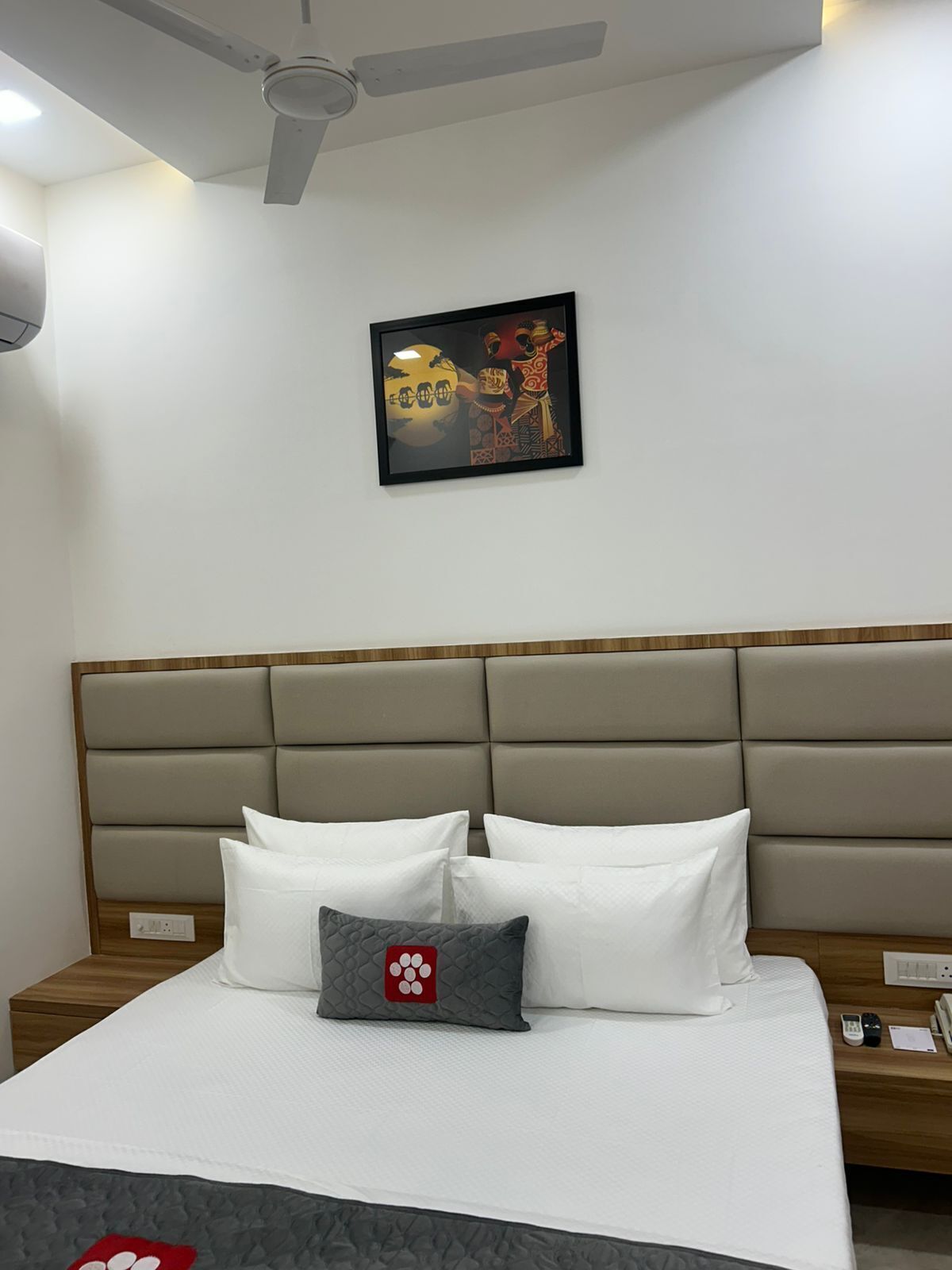 Superior Room | In-room safe, desk, laptop workspace, iron/ironing board