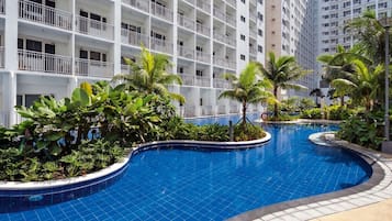 Standard Apartment | Pool