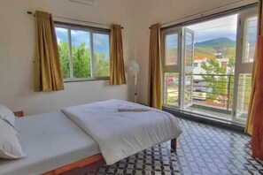 3 chambres, Wi-Fi, draps fournis