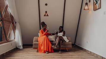 Suite – executive, balkong, dalutsikt | Innvendig