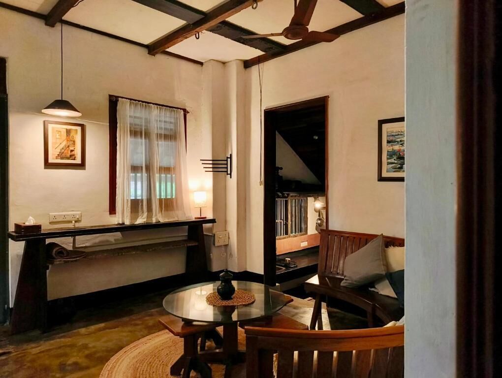 Family Room, Air conditioning | Interior