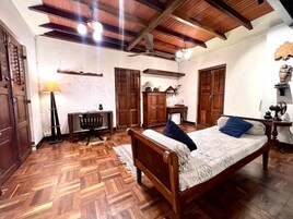 Chalet superior, vistas al jardín | Wifi gratis