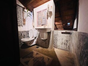 Superior Chalet, Garden View | Bathroom - Svarna (Udupi)
