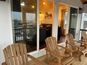 Terrace/patio - Harbor Lights Retreat in Oswego NY, Across from Lake Ontario/ Wrights Landing (Oswego)