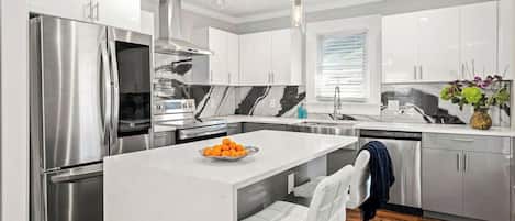 Microwave, oven, stovetop, dishwasher