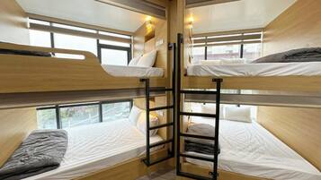 Blackout curtains, free WiFi