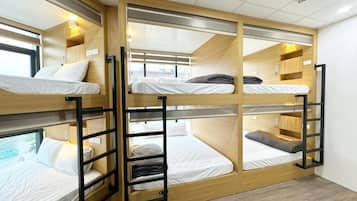 Blackout curtains, free WiFi