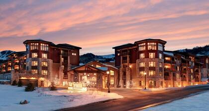 Three bedroom ski-in at Park City Mountain Resort - Hilton Sunrise Lodge!