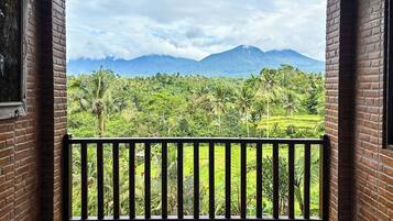 Villa, Mountain View | Terrace/patio