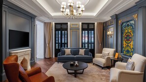 Suite Présidentielle, balcon, vue ville | Coin séjour